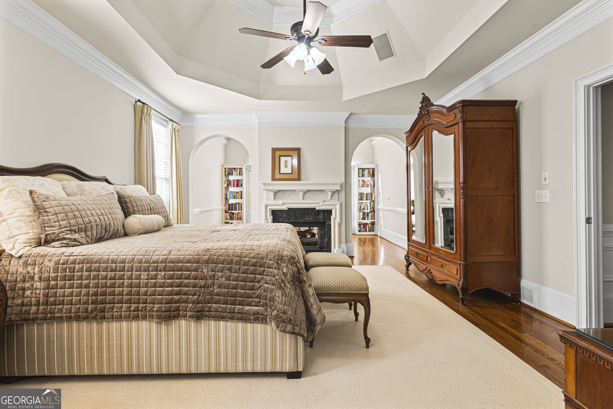 885 Carlton Ridge NE