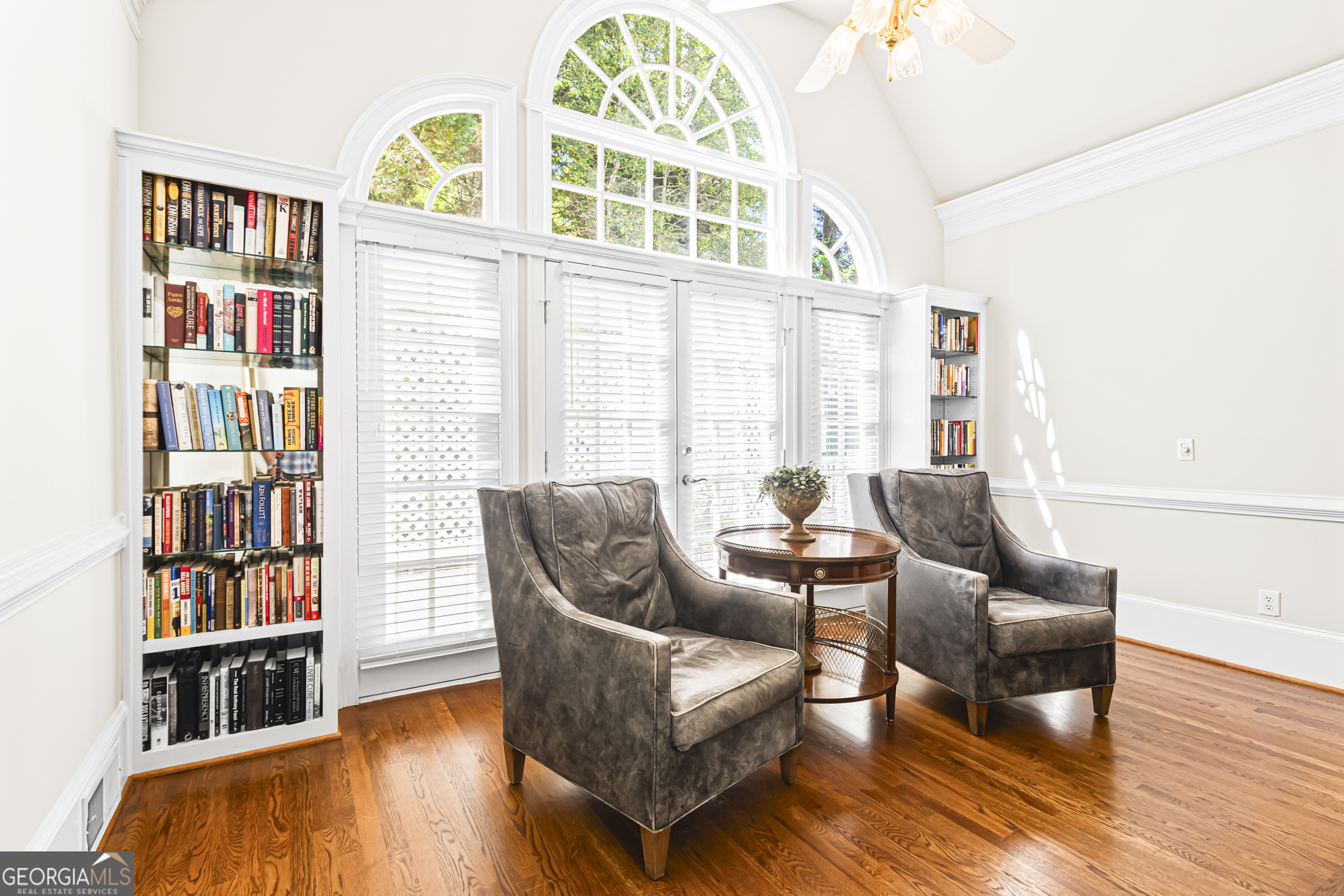 885 Carlton Ridge NE