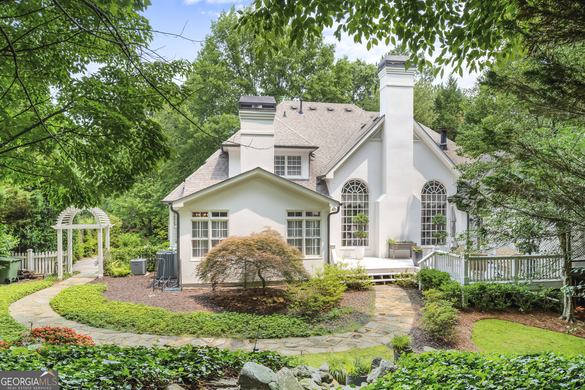 885 Carlton Ridge NE