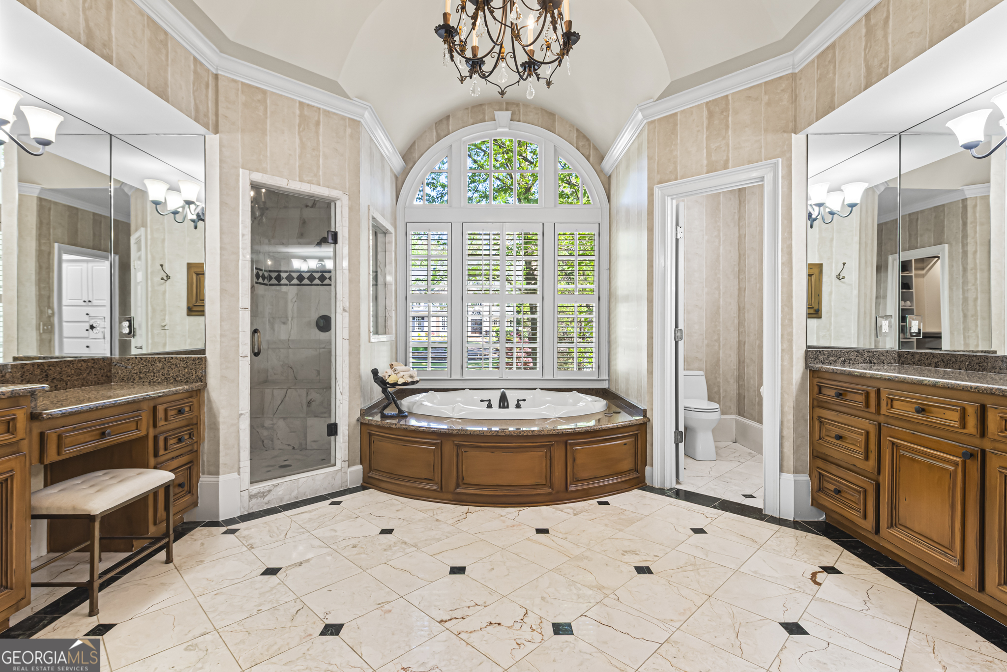 885 Carlton Ridge NE