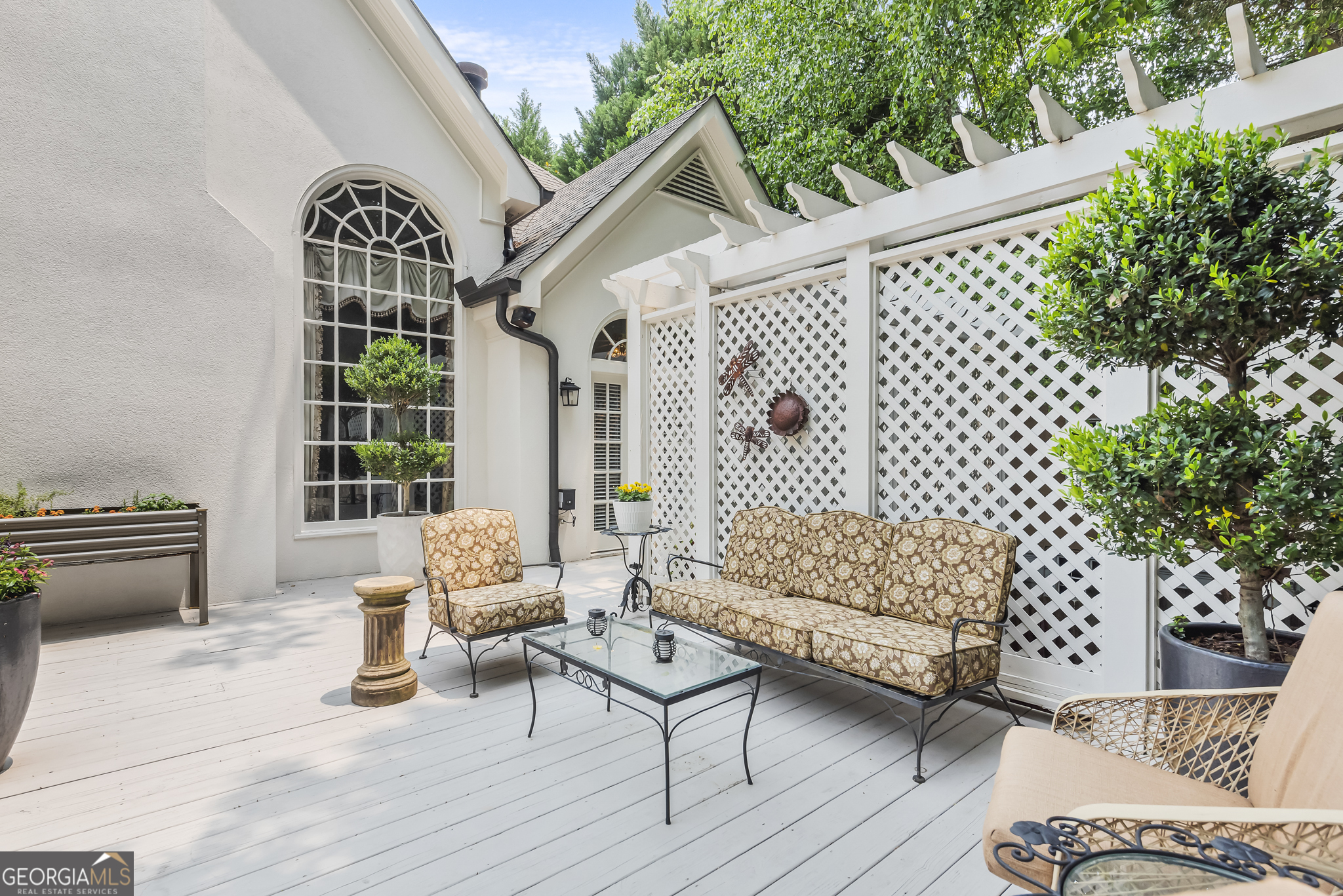 885 Carlton Ridge NE