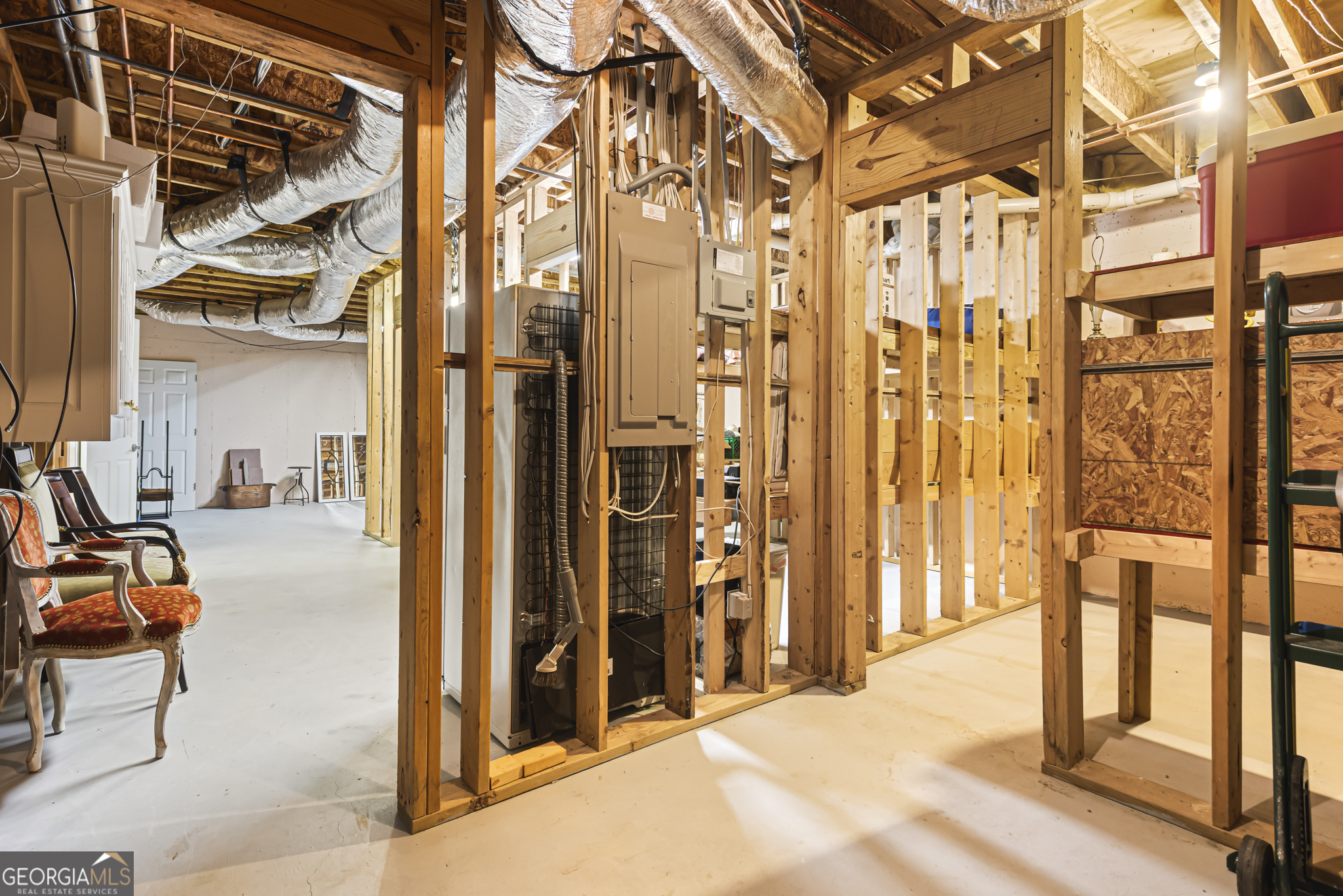 885 Carlton Ridge NE