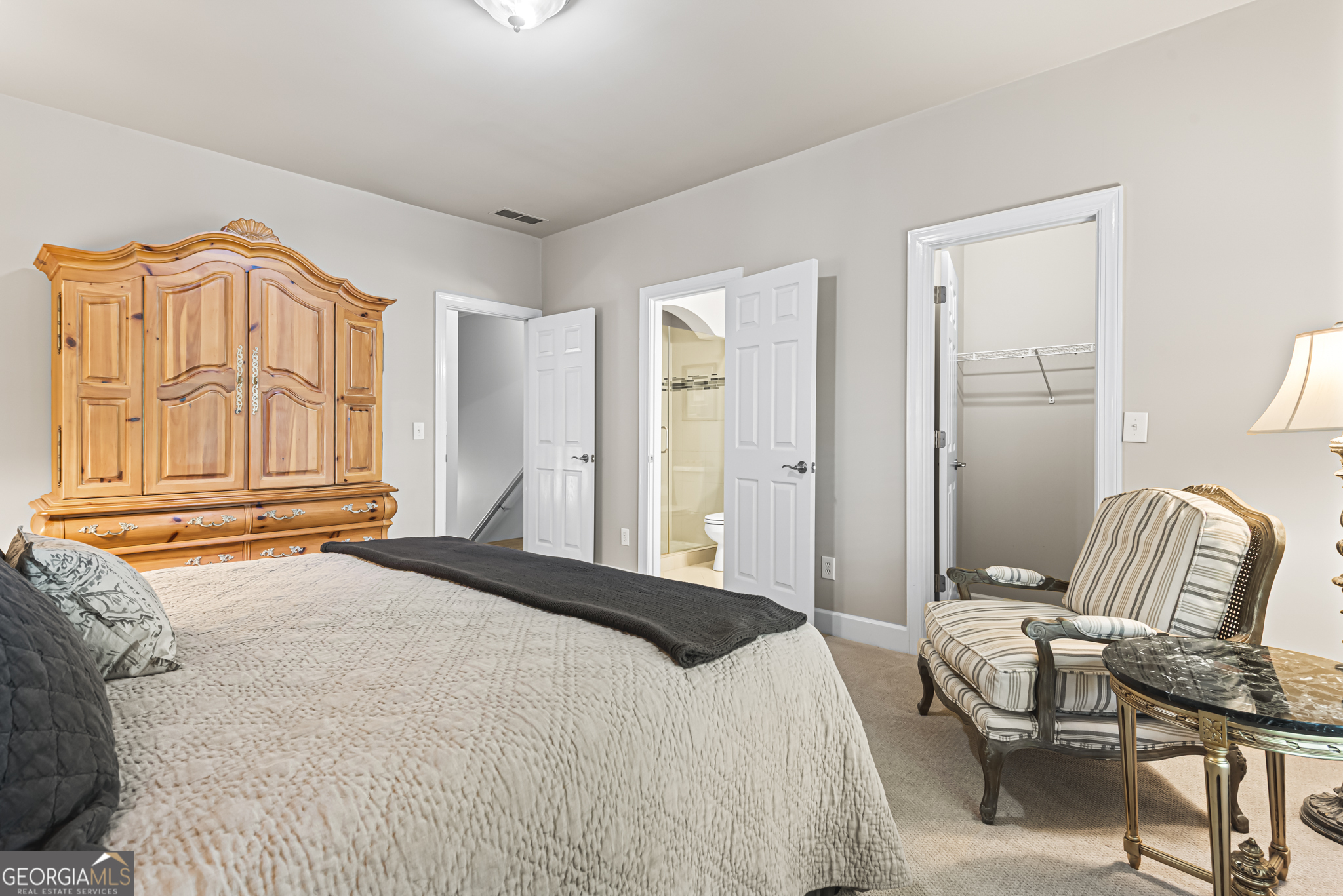 885 Carlton Ridge NE