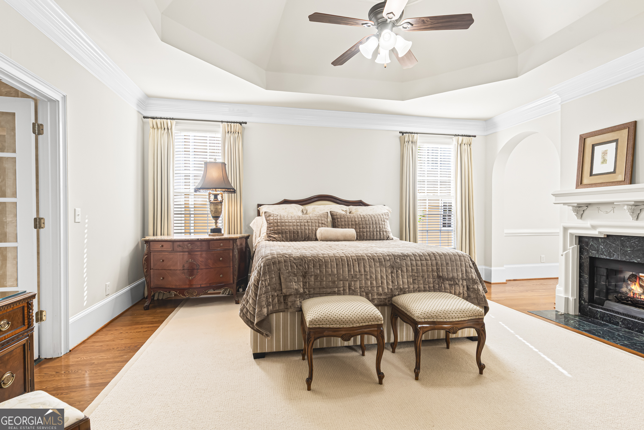 885 Carlton Ridge NE