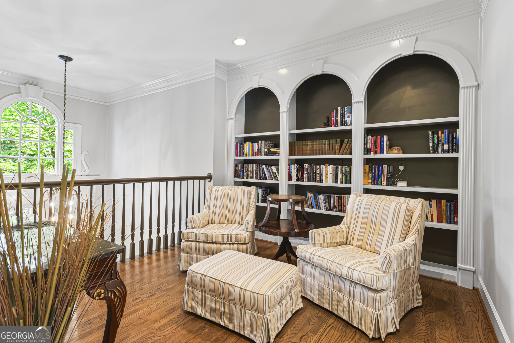 885 Carlton Ridge NE