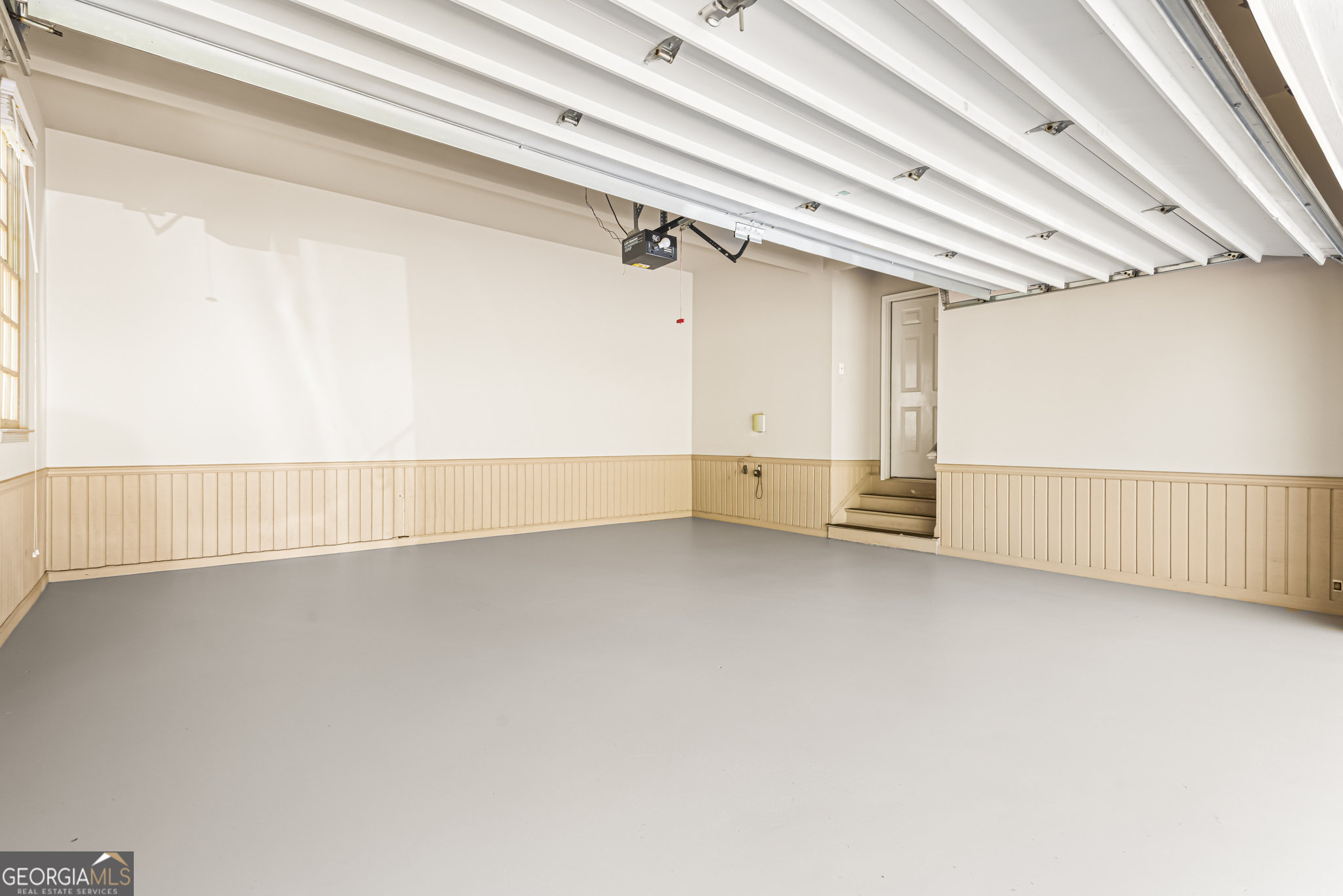 885 Carlton Ridge NE