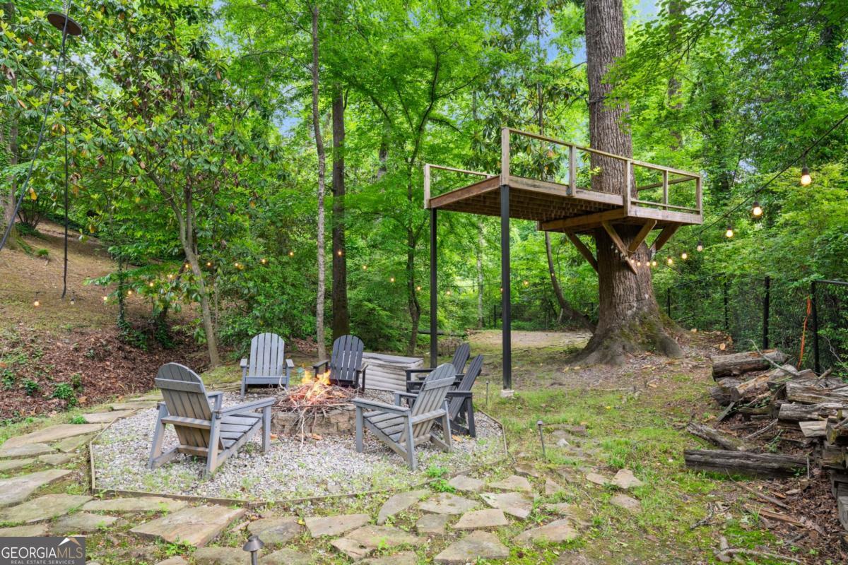6321 Hunting Creek Road