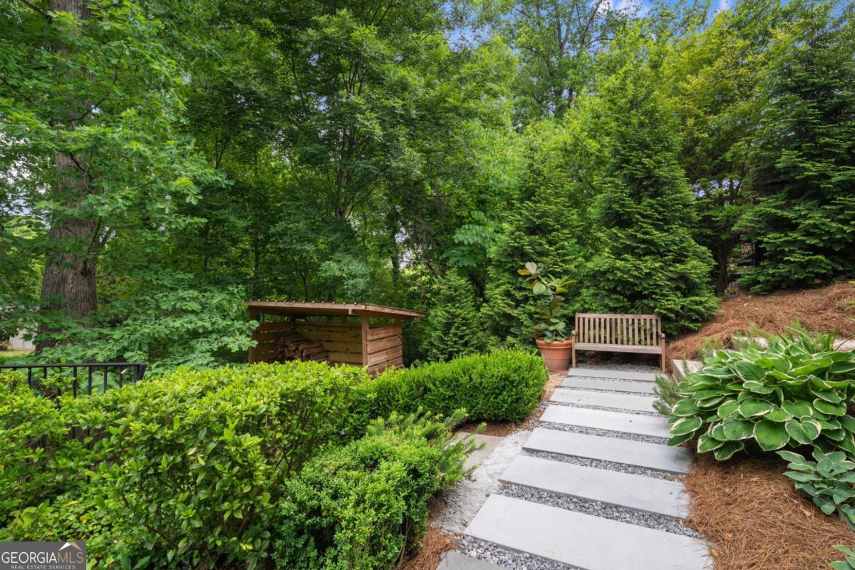 6321 Hunting Creek Road