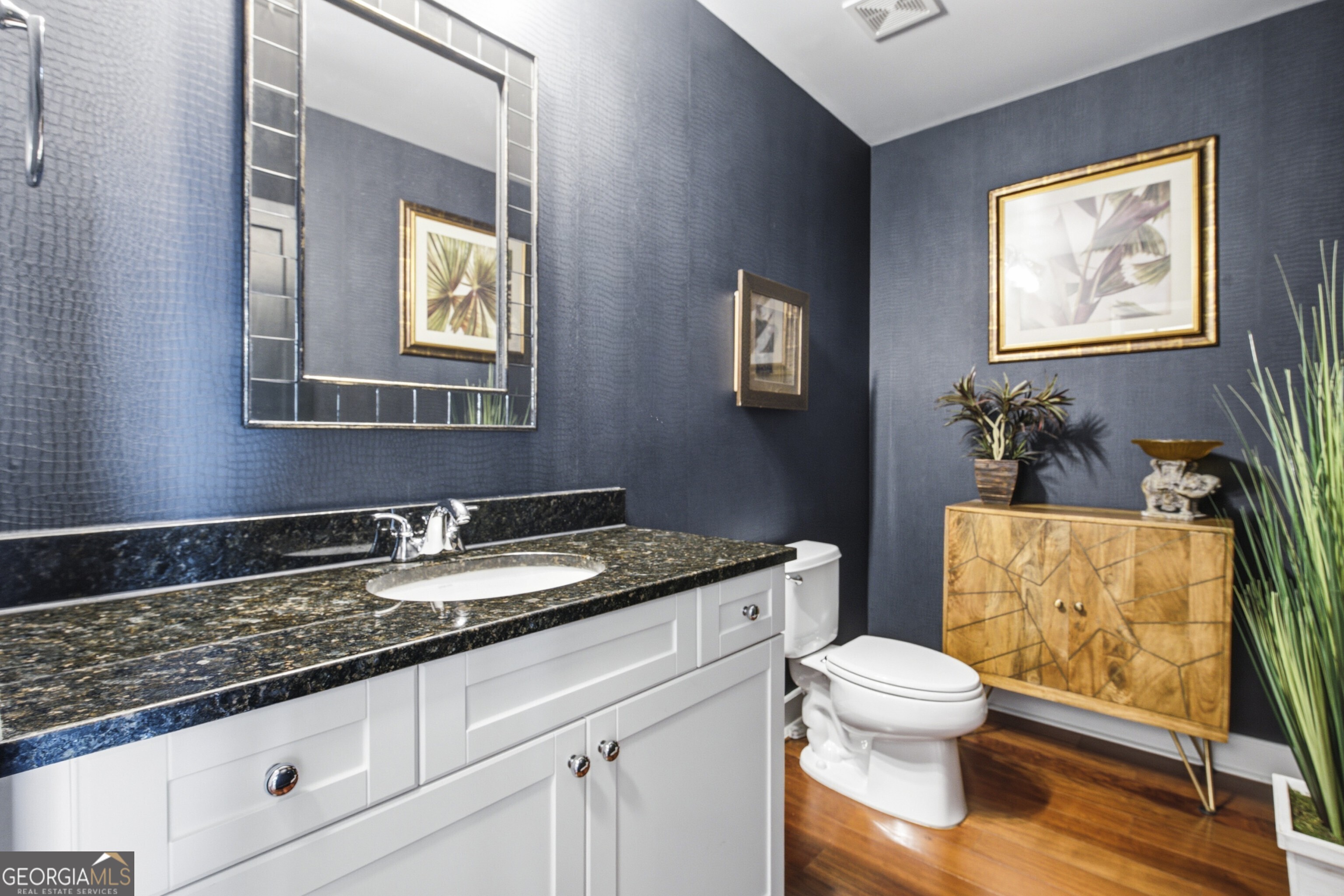 2795 Peachtree Road # 805