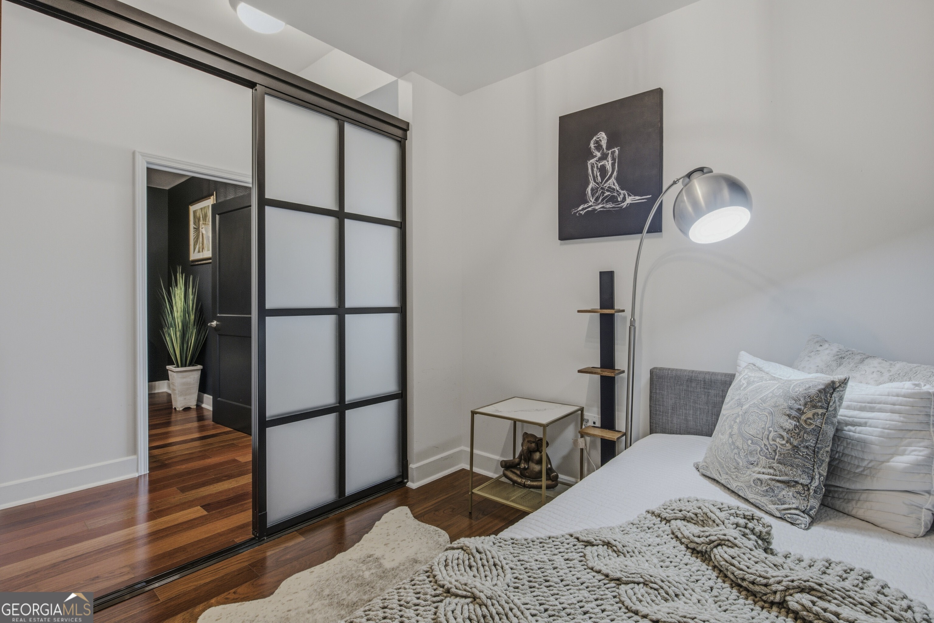 2795 Peachtree Road # 805