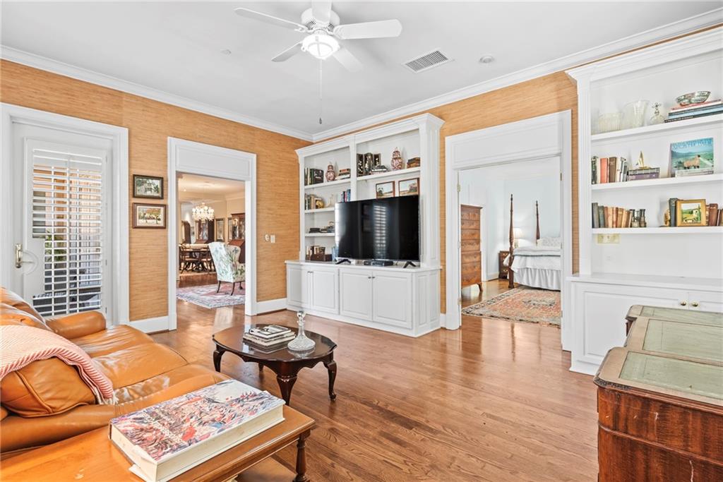 3657 Peachtree Road NE Unit 2C