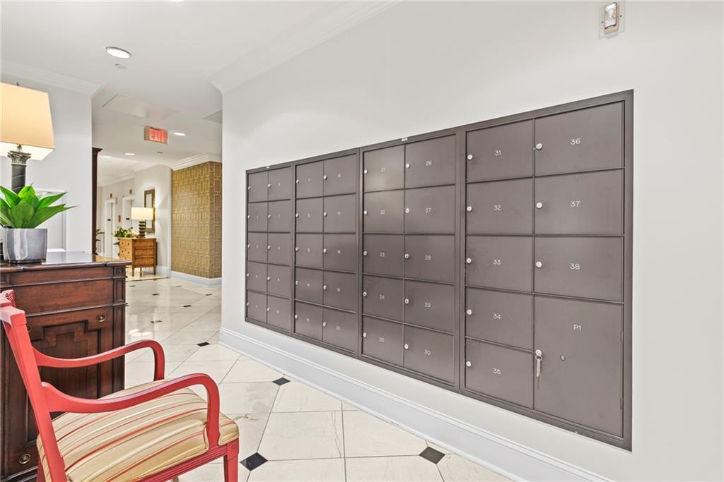 3657 Peachtree Road NE Unit 2C