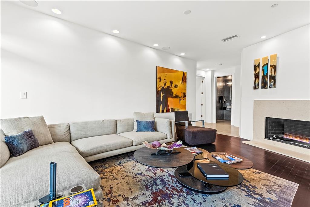 2881 Peachtree Road NE Unit 2304