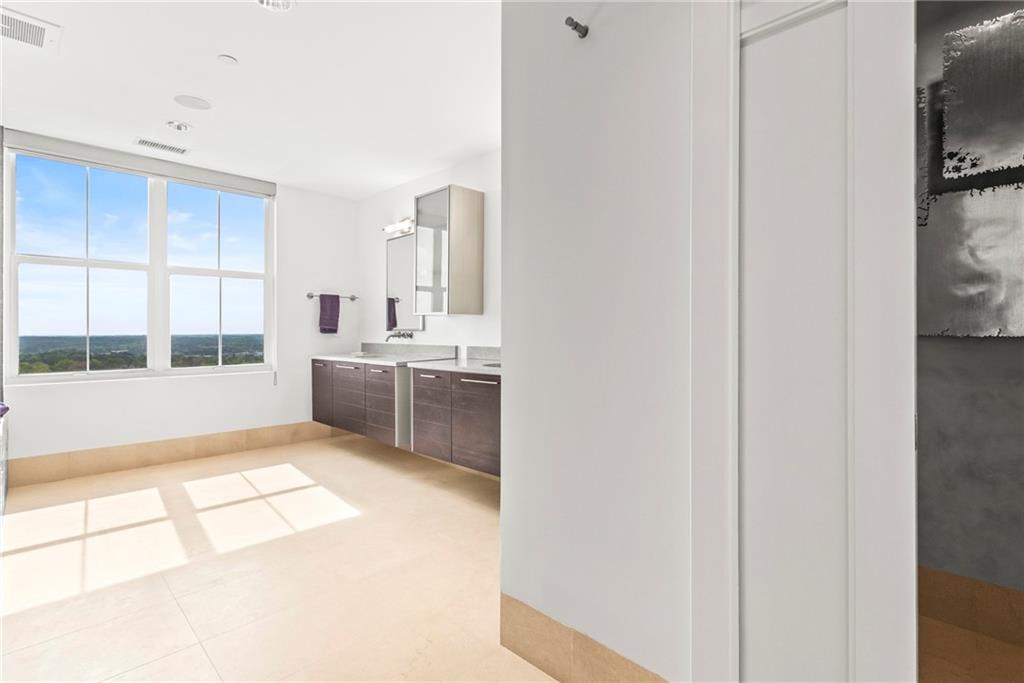 2881 Peachtree Road NE Unit 2304