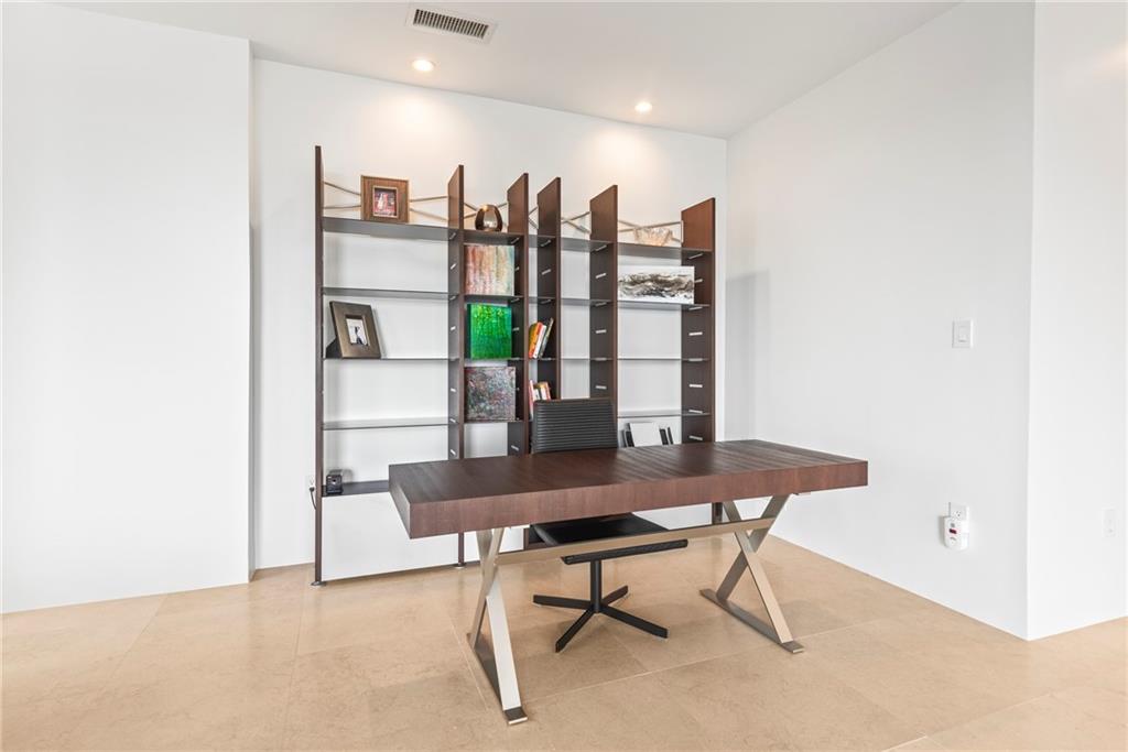 2881 Peachtree Road NE Unit 2304