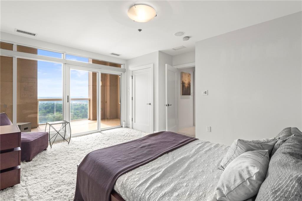 2881 Peachtree Road NE Unit 2304