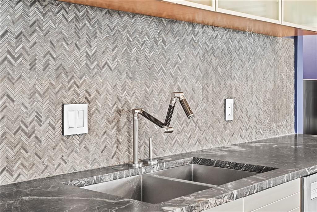 2881 Peachtree Road NE Unit 2304