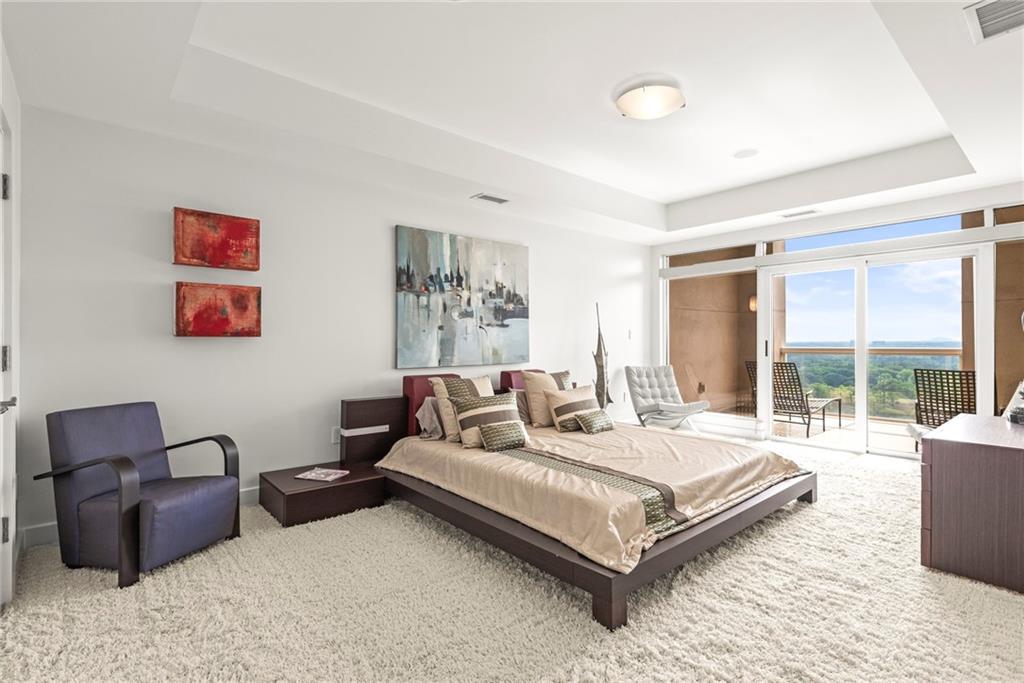 2881 Peachtree Road NE Unit 2304