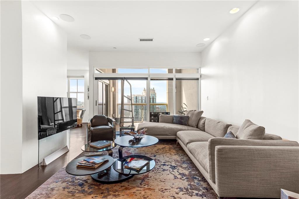 2881 Peachtree Road NE Unit 2304