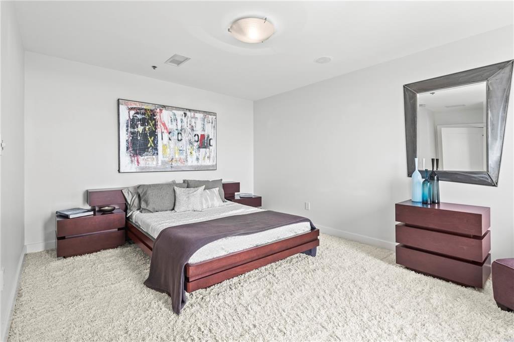 2881 Peachtree Road NE Unit 2304