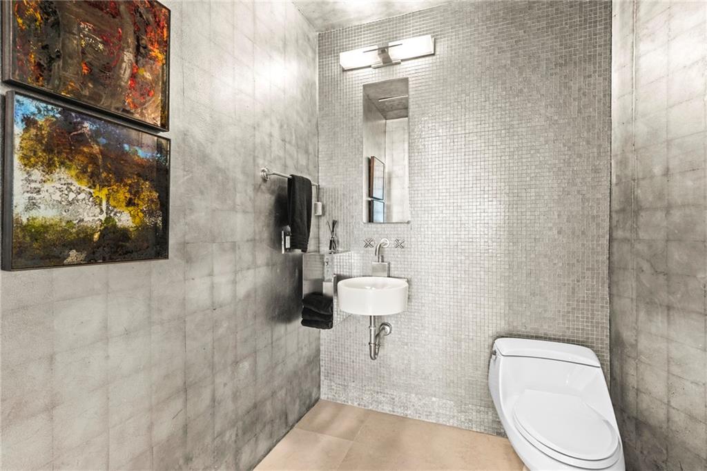 2881 Peachtree Road NE Unit 2304