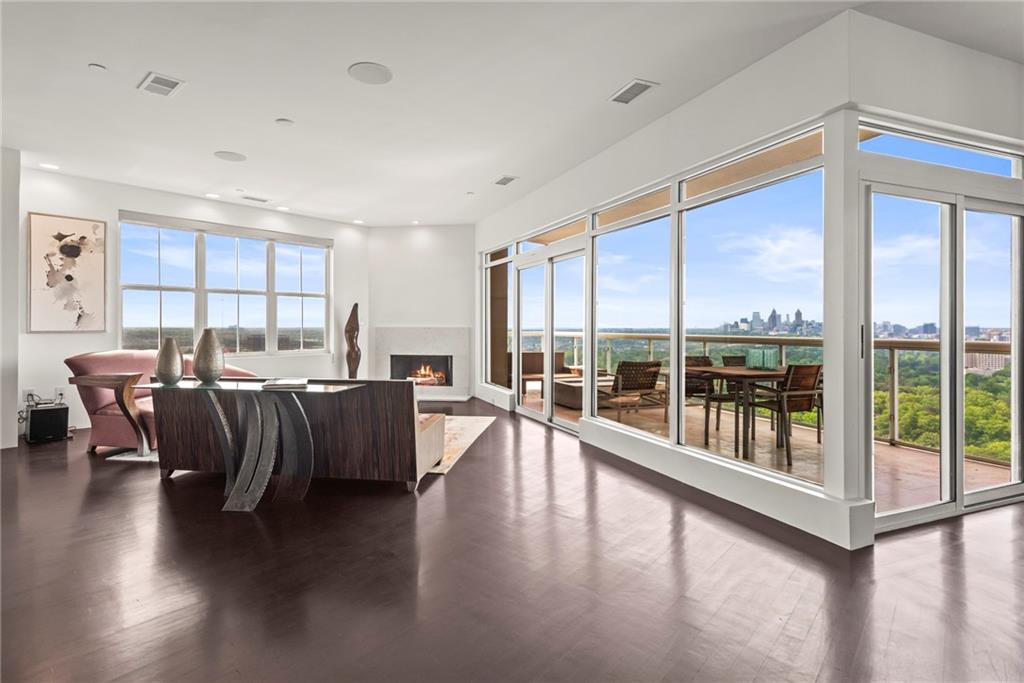 2881 Peachtree Road NE Unit 2304