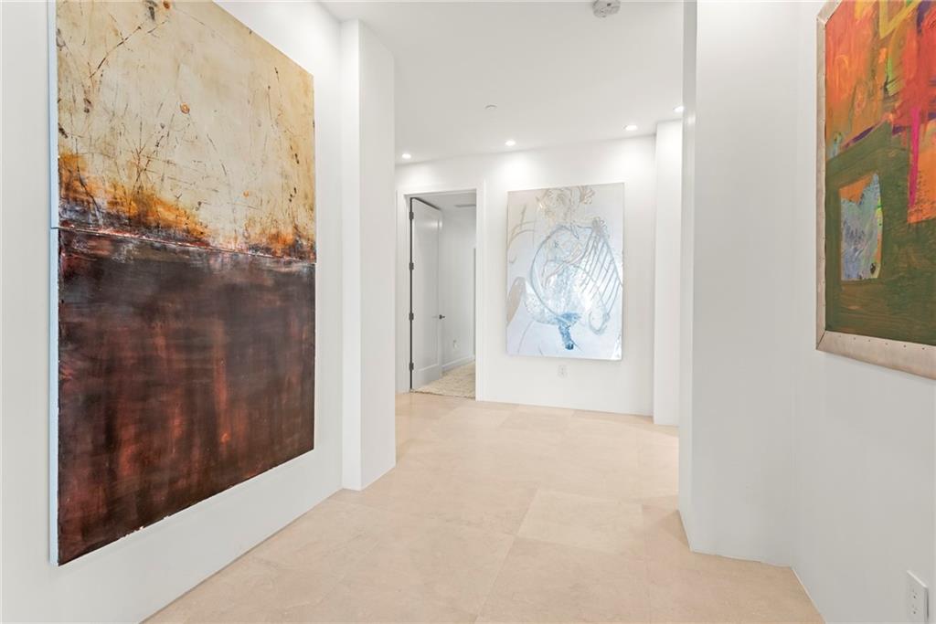 2881 Peachtree Road NE Unit 2304