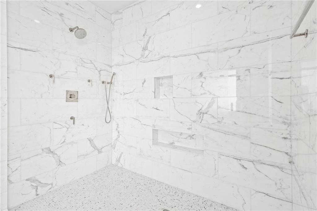 2881 Peachtree Road NE Unit 2304