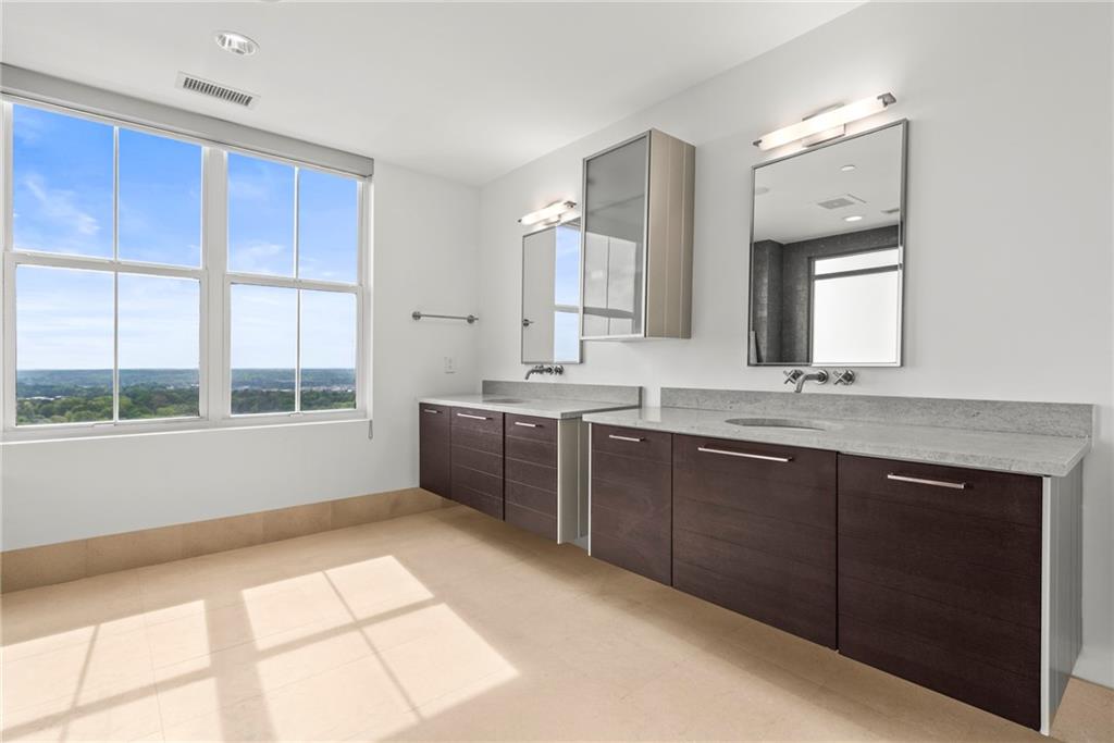 2881 Peachtree Road NE Unit 2304