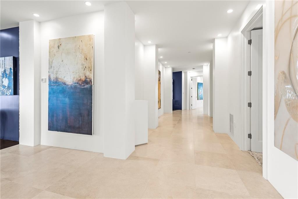 2881 Peachtree Road NE Unit 2304