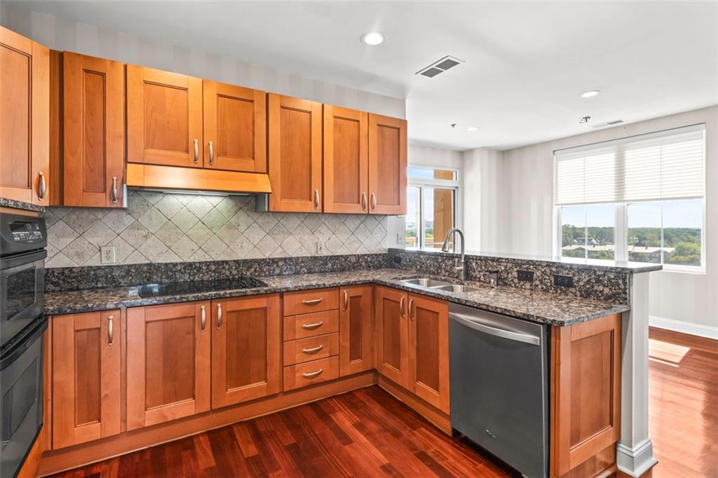 2881 Peachtree Road NE Unit 1003