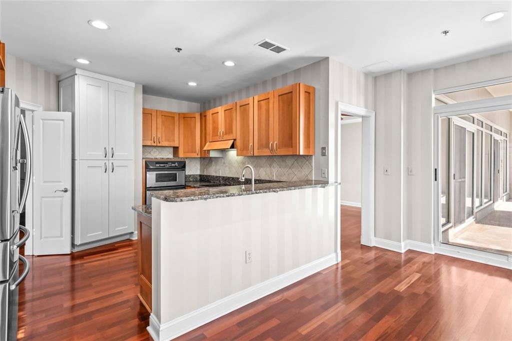 2881 Peachtree Road NE Unit 1003