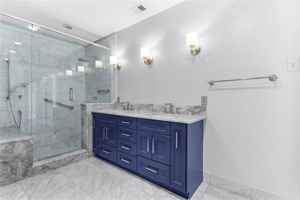 2881 Peachtree Road NE Unit 1003