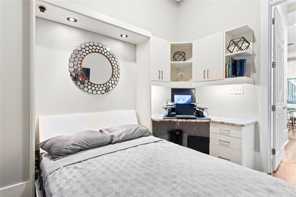 2881 Peachtree Road NE Unit 605