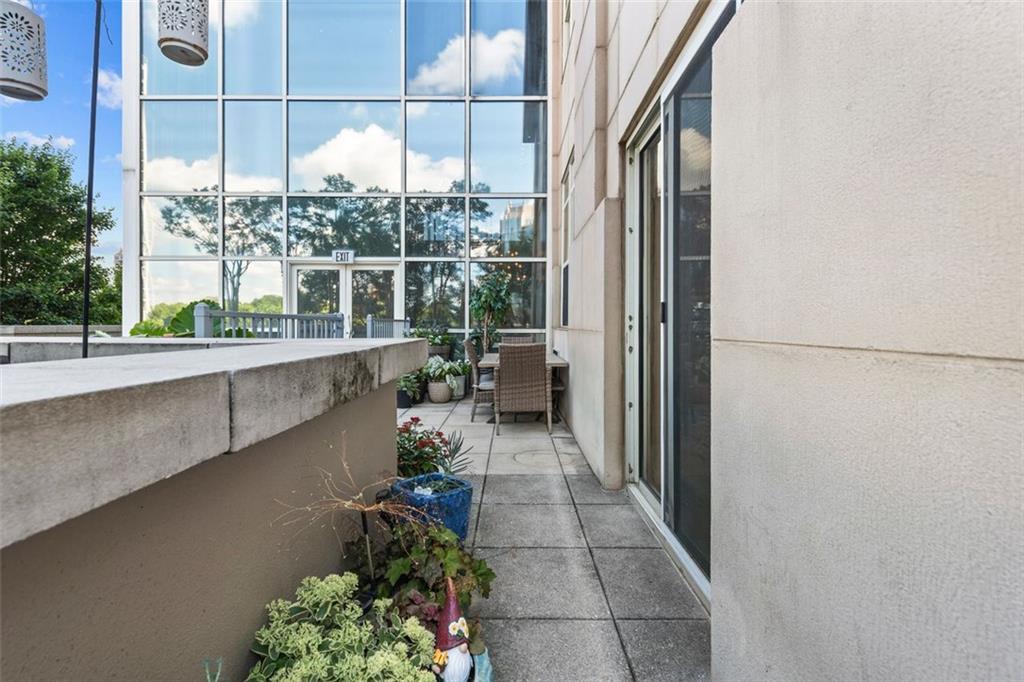 2881 Peachtree Road NE Unit 605