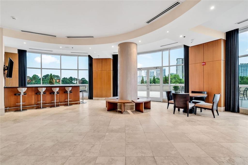 2881 Peachtree Road NE Unit 605