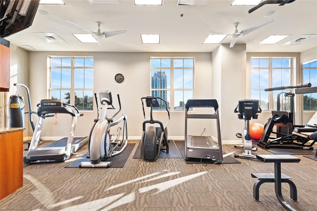 2881 Peachtree Road NE Unit 605
