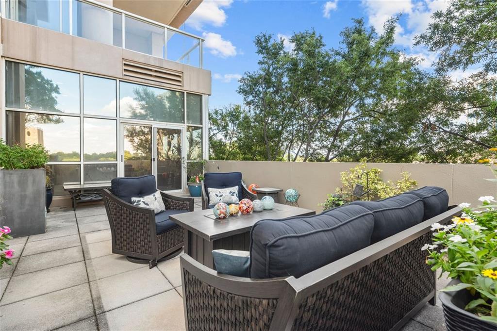 2881 Peachtree Road NE Unit 605