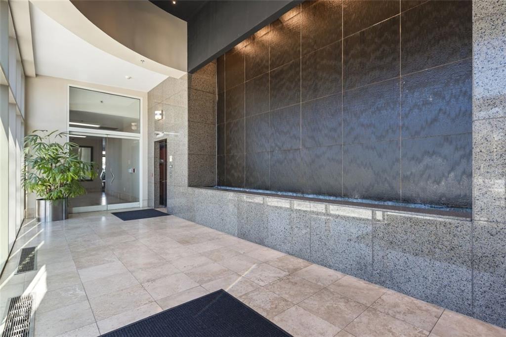 2881 Peachtree Road NE Unit 605