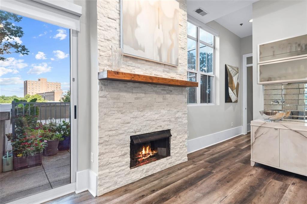 2881 Peachtree Road NE Unit 605