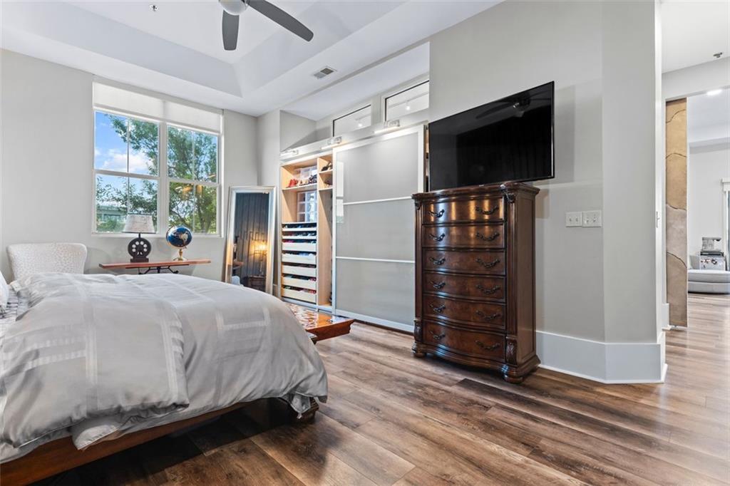 2881 Peachtree Road NE Unit 605