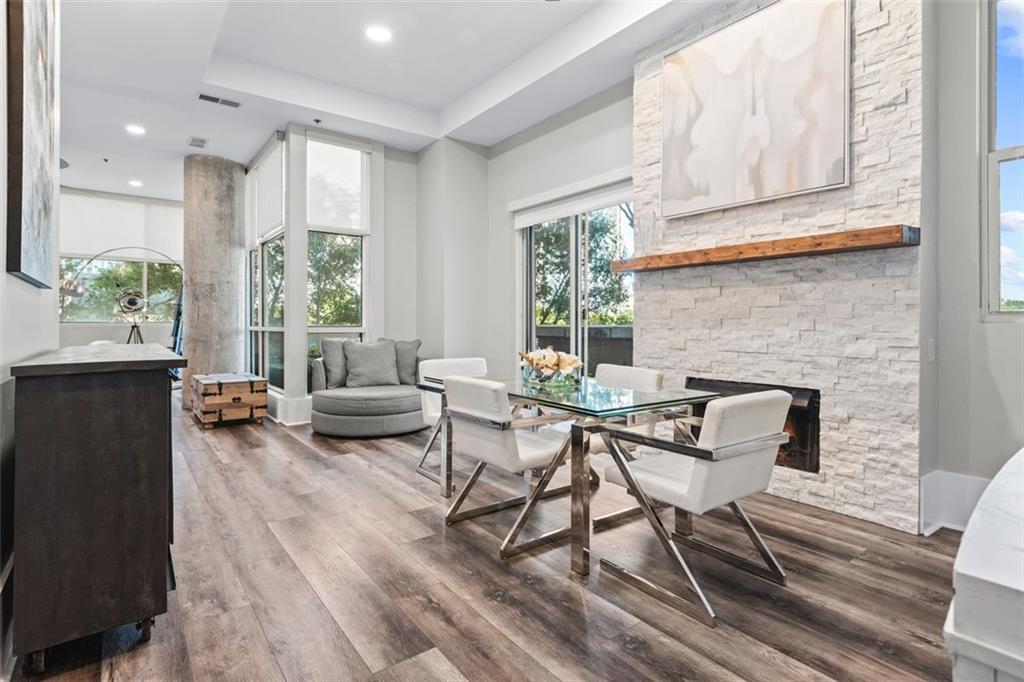 2881 Peachtree Road NE Unit 605