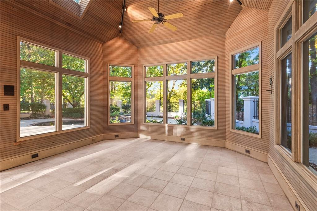 520 Chestnut Rose Lane