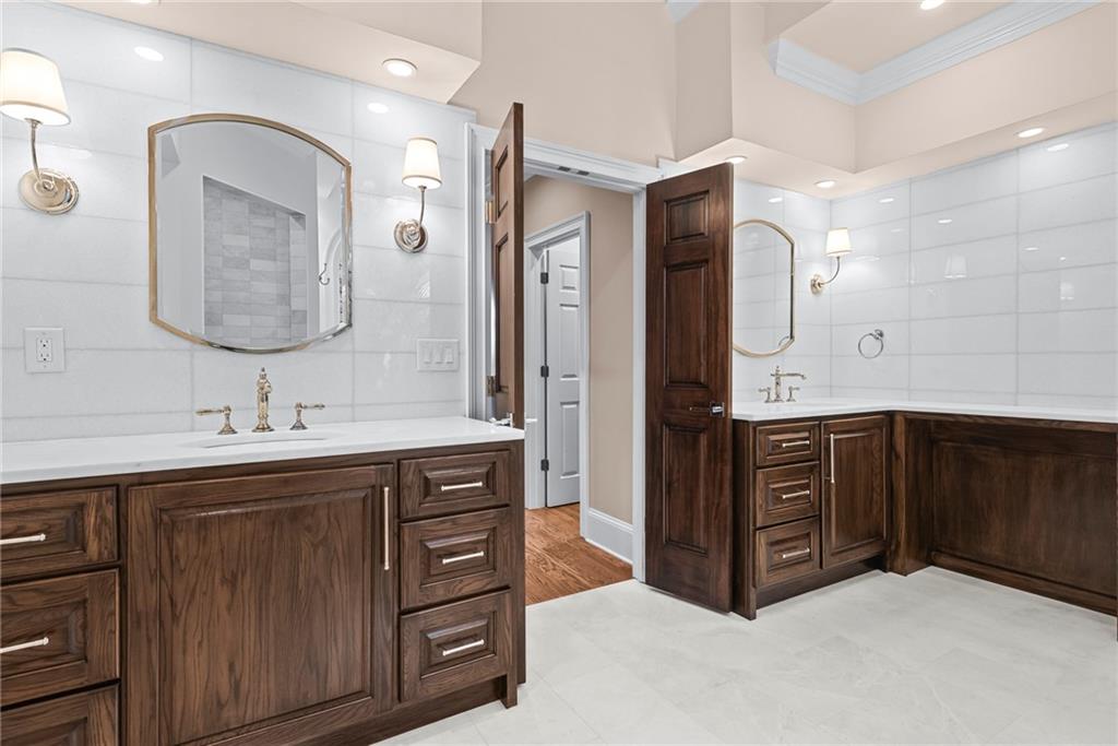 520 Chestnut Rose Lane