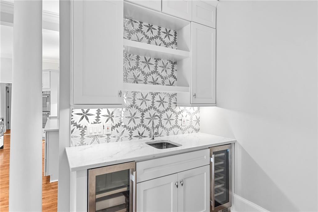 520 Chestnut Rose Lane