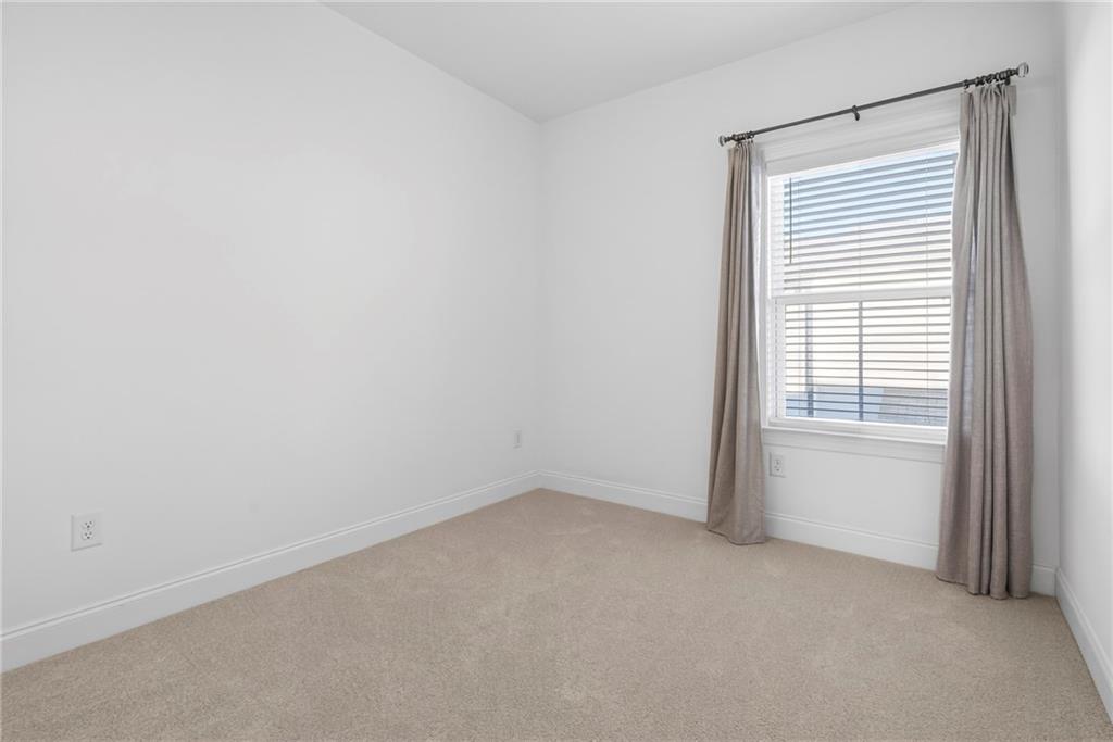 1752 Morningtide Lane NE