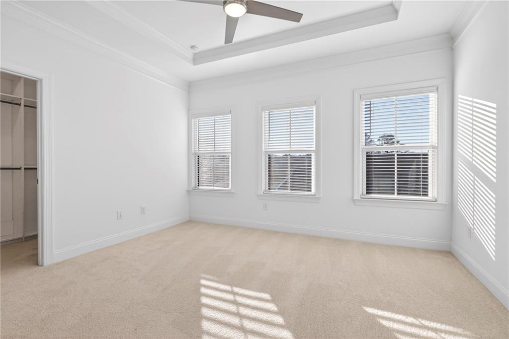 1752 Morningtide Lane NE