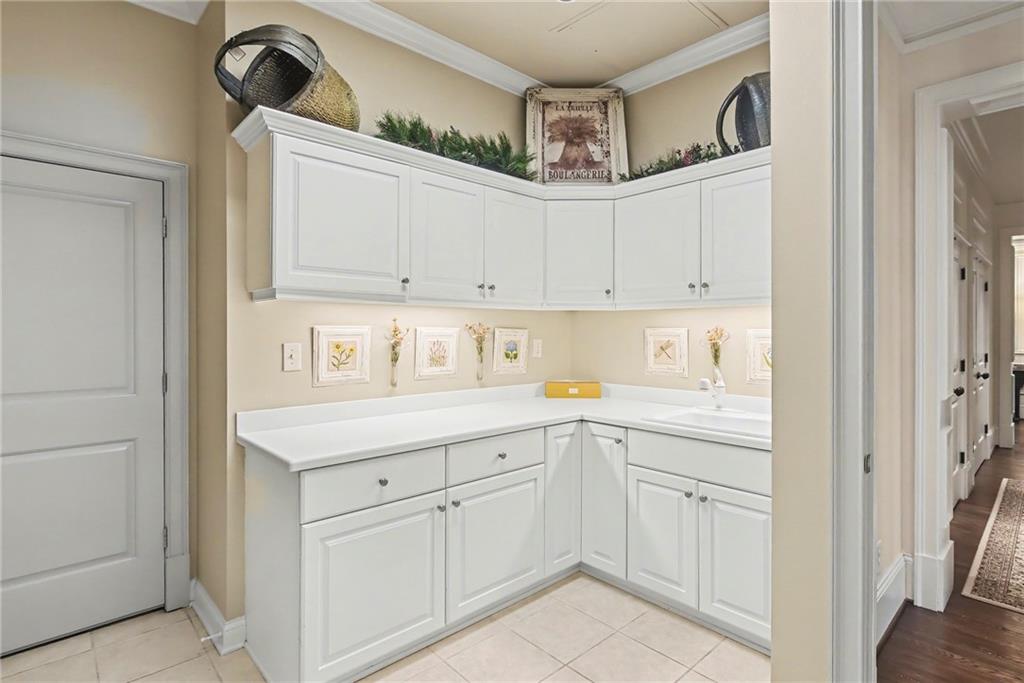 3657 Peachtree Road NE Unit 9A