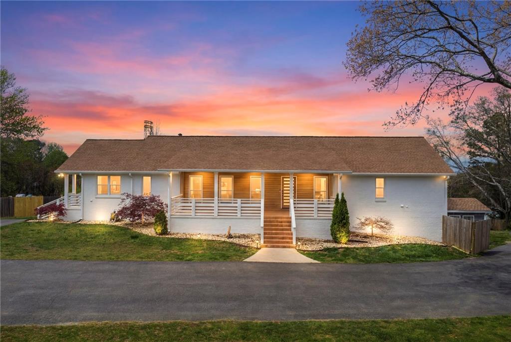 3326 Shoreland Drive