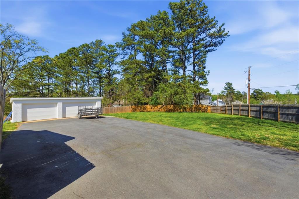 3326 Shoreland Drive